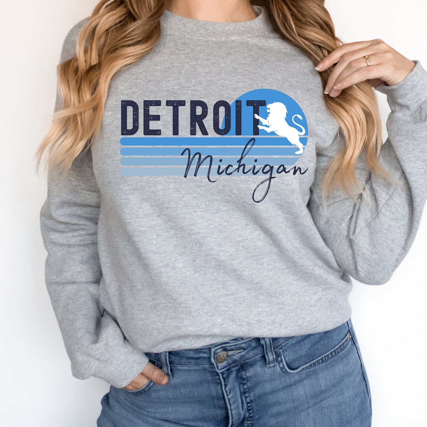 Retro Detroit Michigan w/ Lion Crewneck Sweatshirt